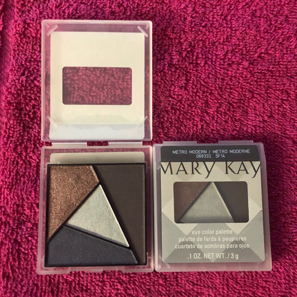 Two Mary Kay Eye Color Palette Metro Modern